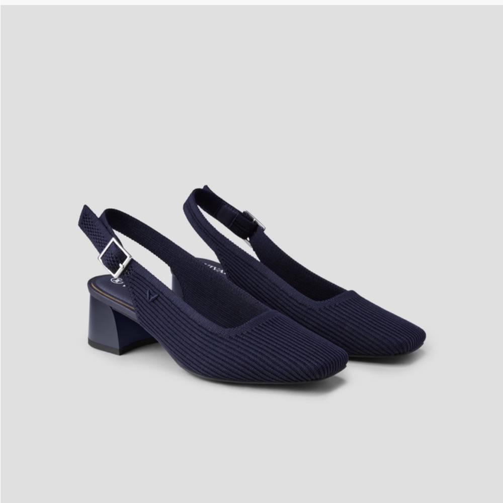 NWOT - Square Toe Block Heel